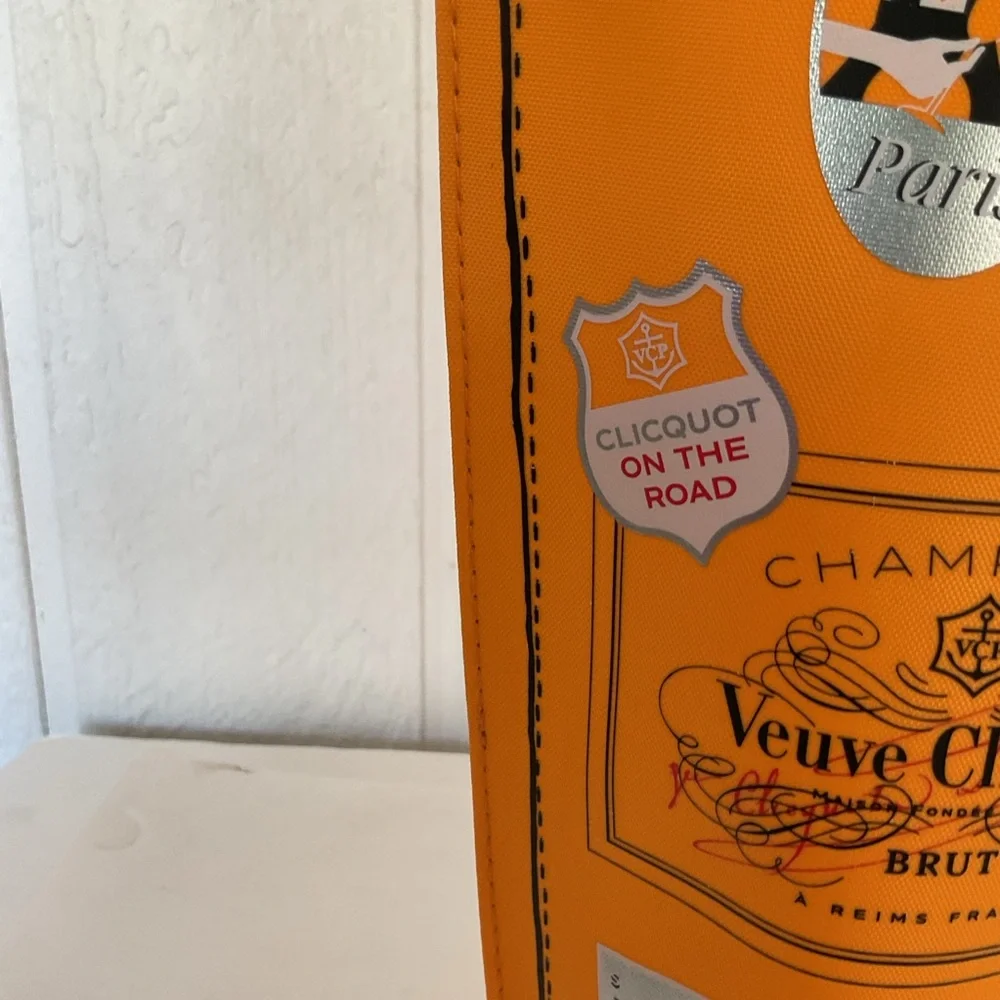 Veuve Clicquot Champagne Insulated Bag